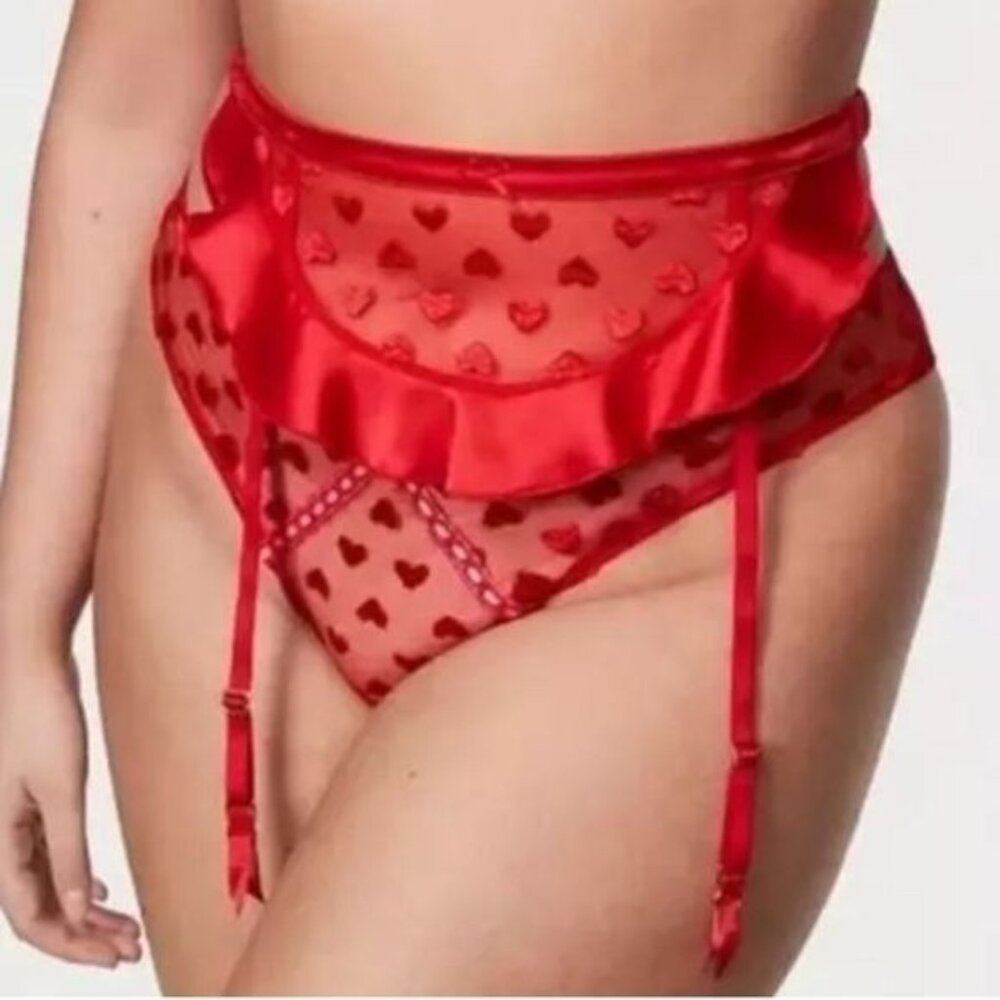 Victoria's Secret Dream Angels Emb. Heart Garter Belt Skirt/Apron *Red* Size M/L - Picture 1 of 7
